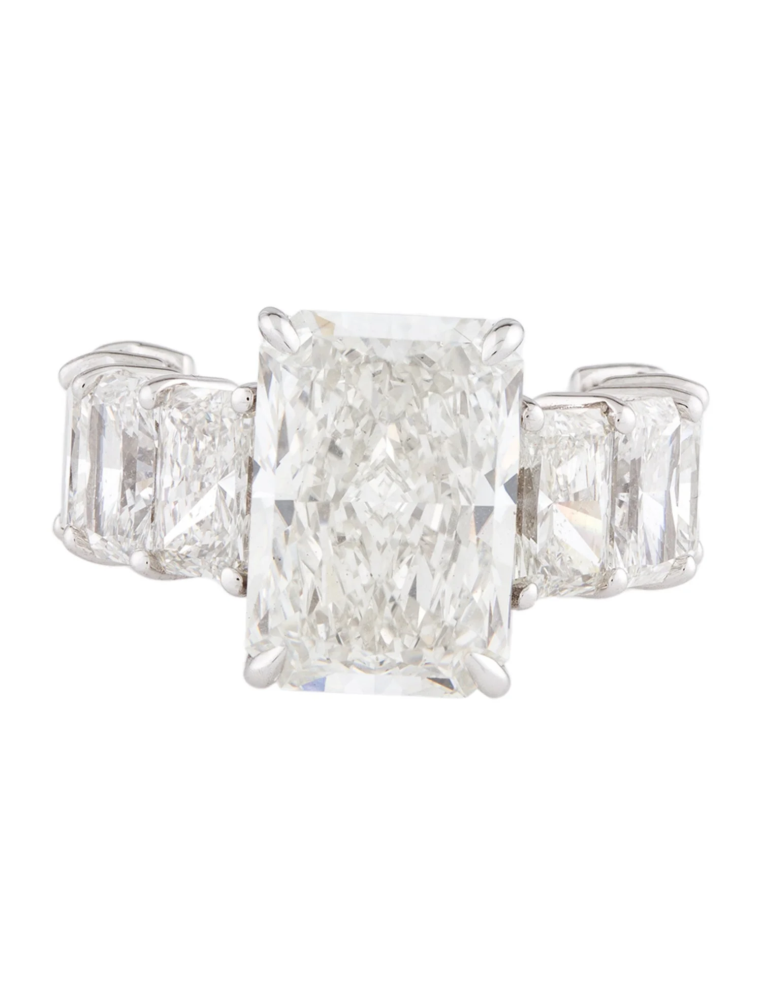 Ring18K 16.60ctw Lab-Grown Diamond Engagement Ring 3 Ring18K 16.60ctw Lab-Grown Diamond Engagement Ring