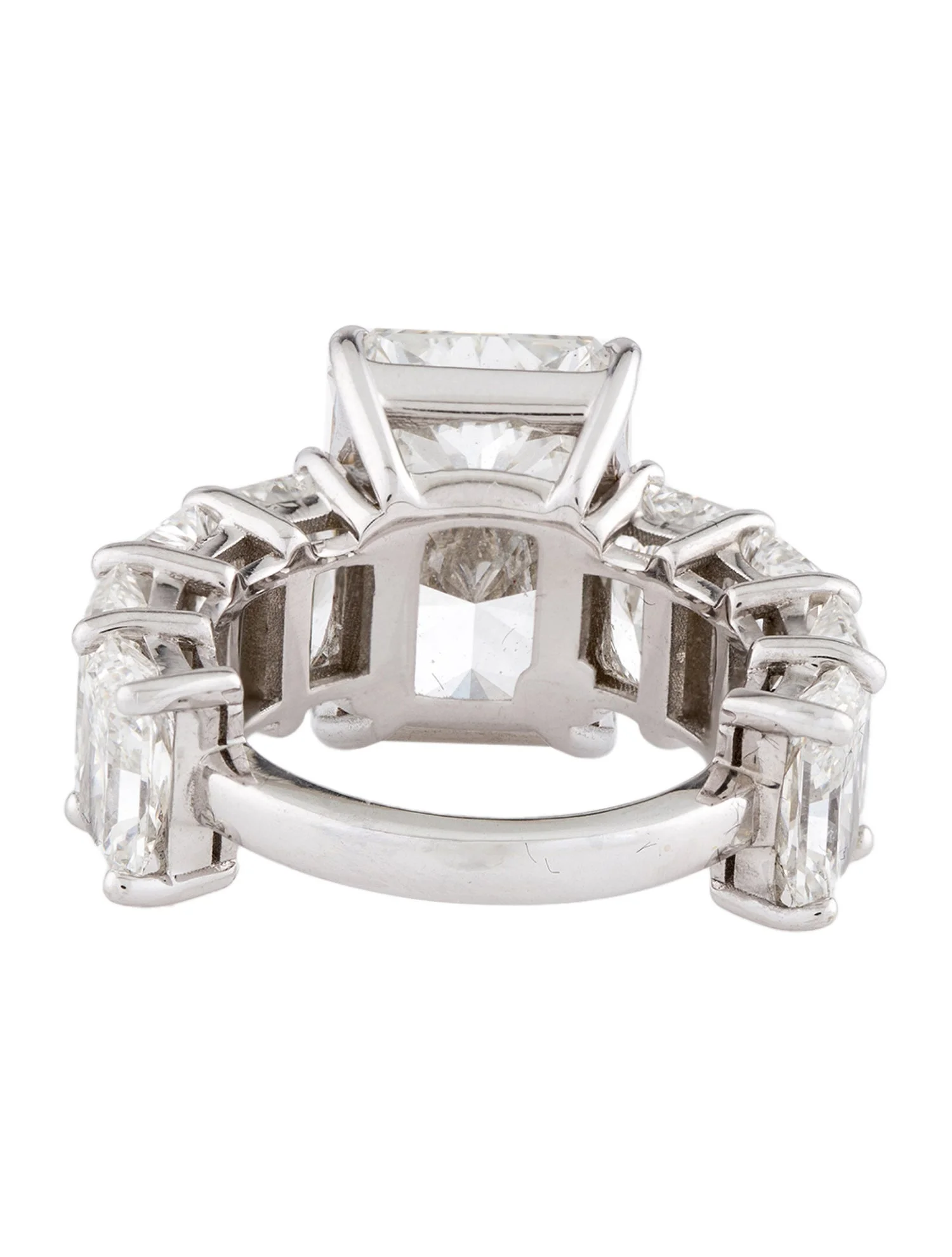 Ring18K 16.60ctw Lab-Grown Diamond Engagement Ring 4 Ring18K 16.60ctw Lab-Grown Diamond Engagement Ring